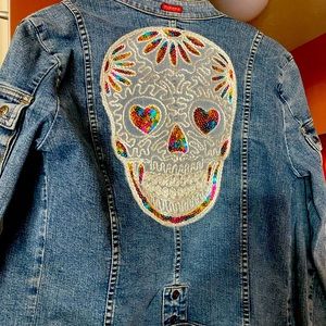 Upcycled Guess jeanjacket.